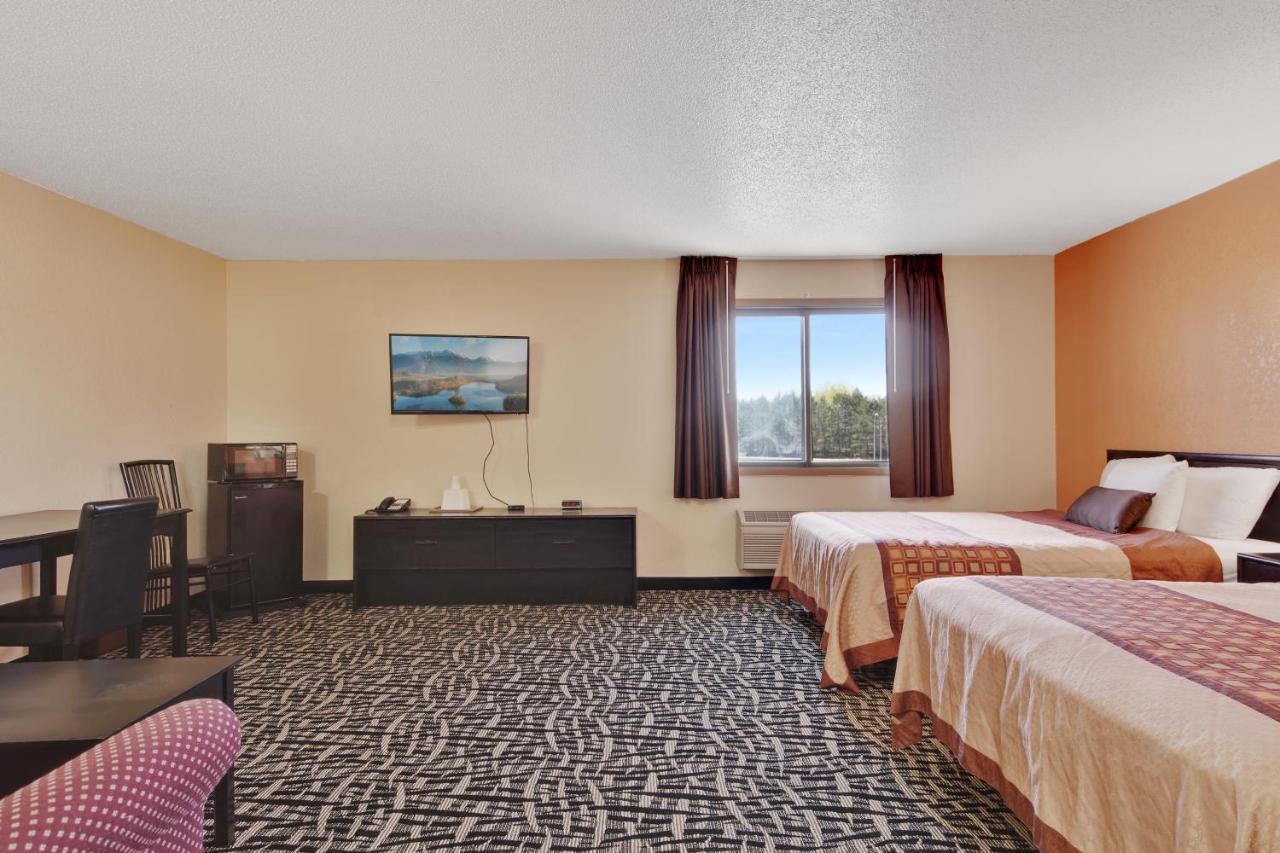 Americas Quality Inn & Suites - Finlayson 外观 照片