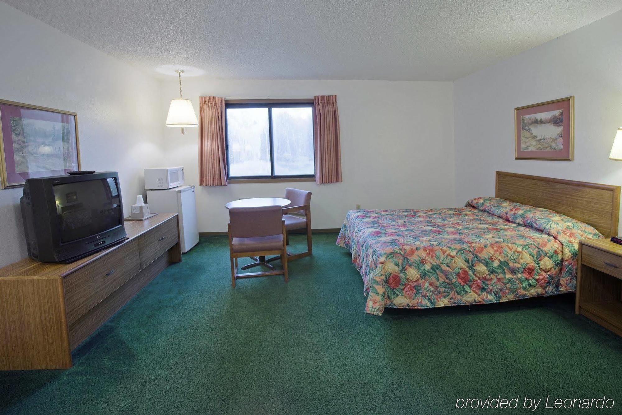 Americas Quality Inn & Suites - Finlayson 外观 照片