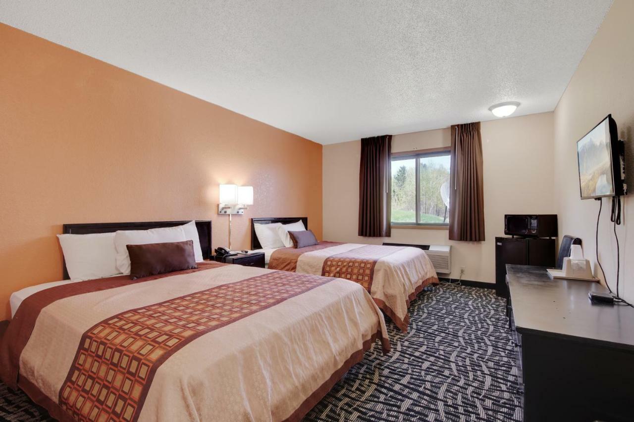 Americas Quality Inn & Suites - Finlayson 外观 照片